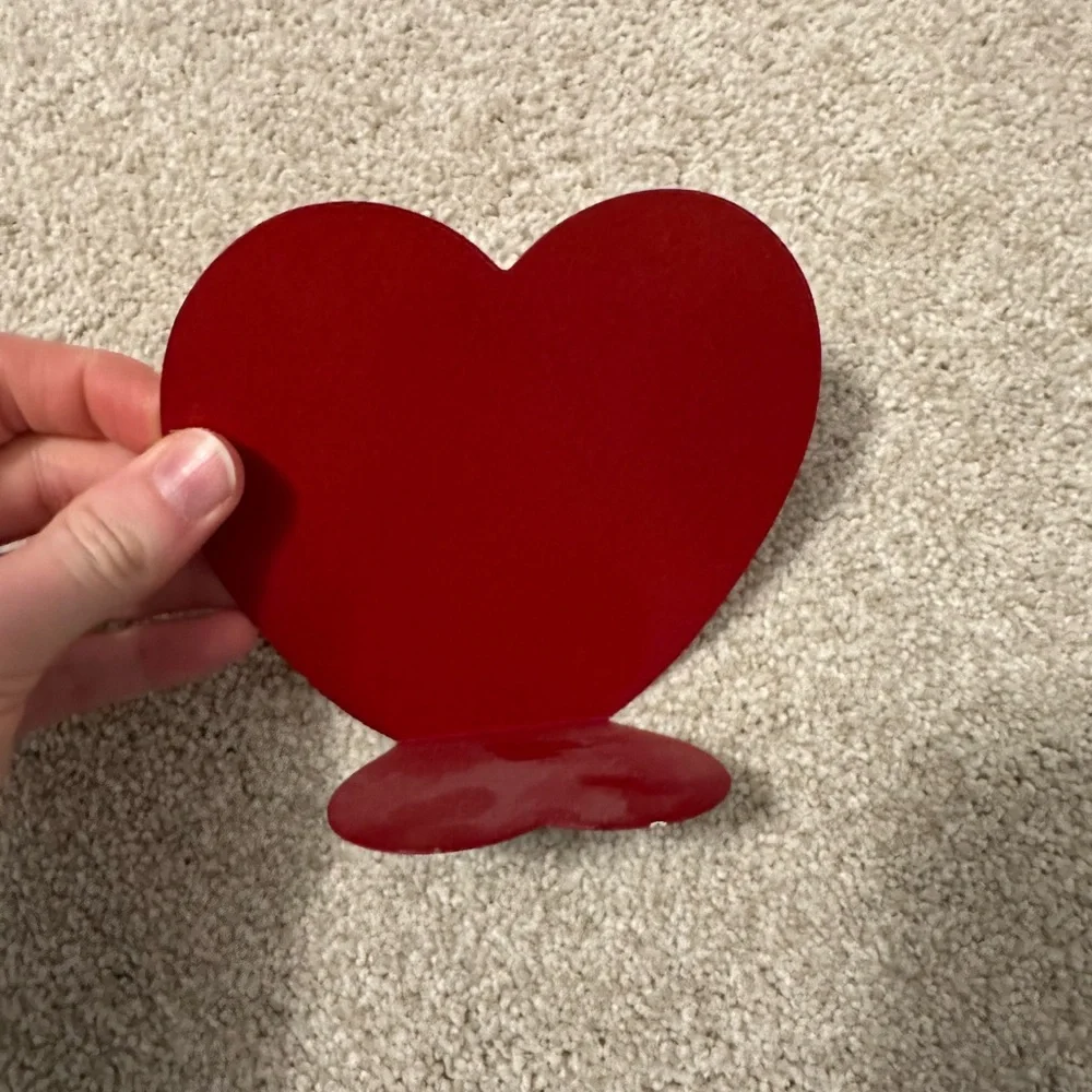 Hallmark Magnetic Heart Frame